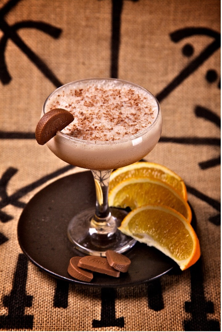 Death by Chocolate Orange: A Sinfully Delicious Cocktail for Halloween 🔪🍊